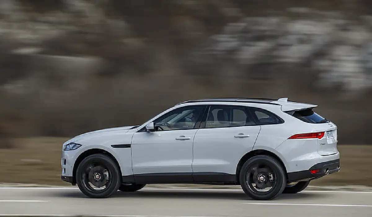 Jaguar - F-Pace Prestige - Luxury SUV Car Rentals - Preowned SUV Car - Exclusive Concierge Club.webp